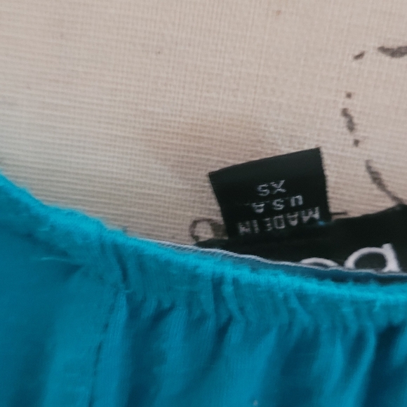 BEBE TEAL FLOWY TOP AS IS - Picture 4 of 5